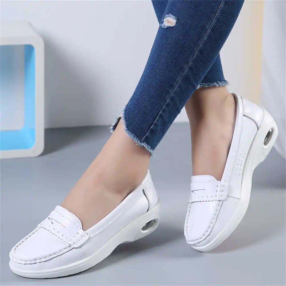Thick Sole Slipon White Traine - Home Gym Design Ideas 评论和价格
